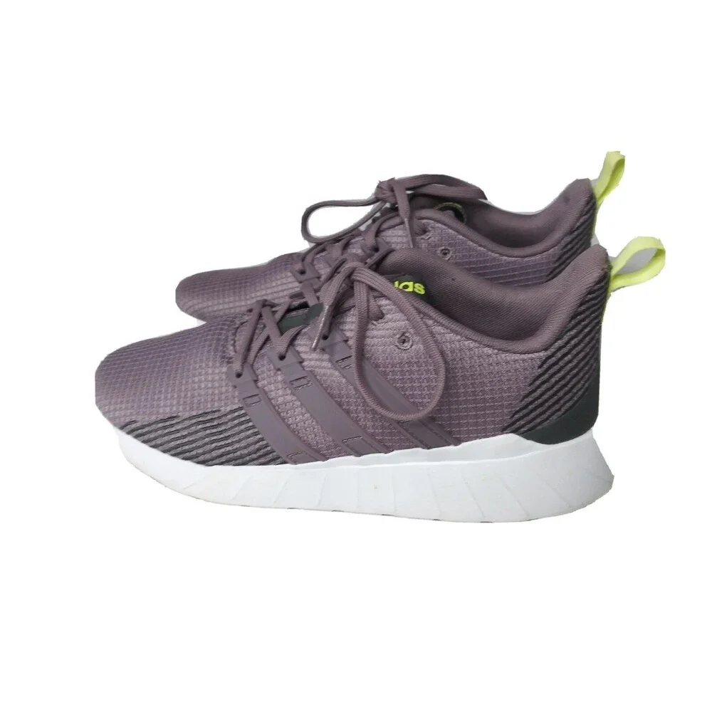 Adidas Questar Flow  Running Shoes Womens Size 8  Purple